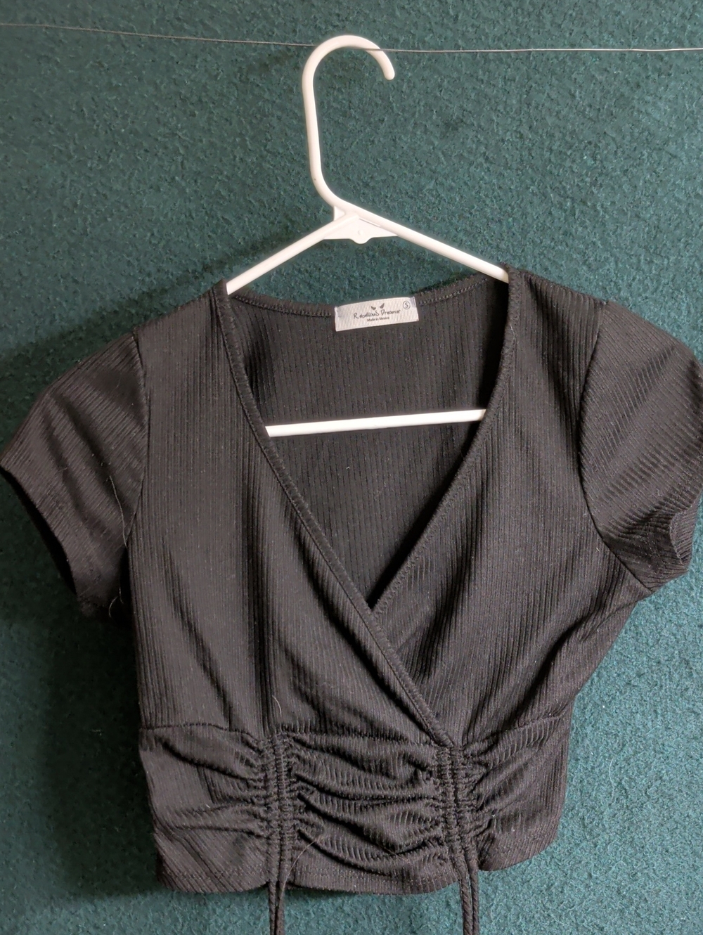 Black Ribbed Wrap Crop Top - Rebellious Dreamer